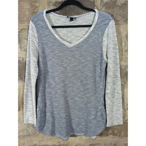 AGB Sweater Woman's‎ Large Blue V-Neck Two-Tone Lightweight Coastal Neutral